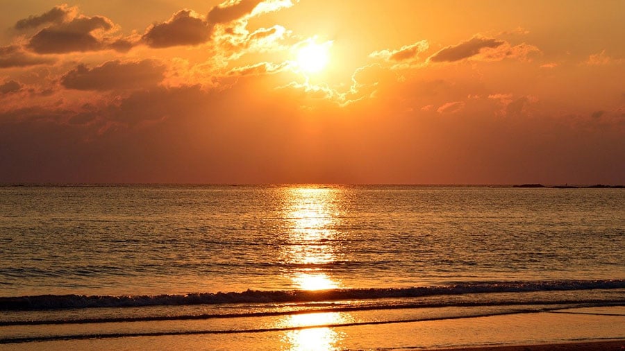 夕方の海を表す「汐」のイメージ